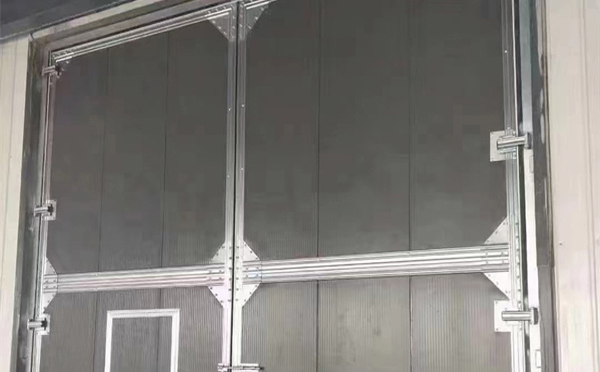 沙坡头兰州厂房沙坡头工业门选购与使用指南：打造高效安全的生产环境