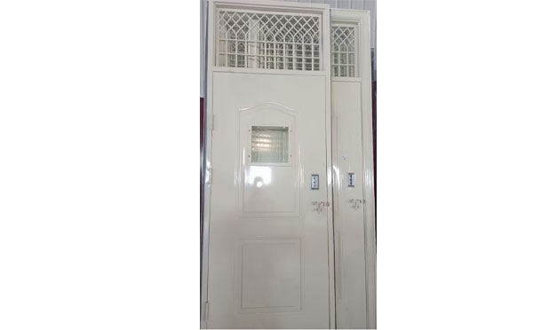 沙坡头学校教室门