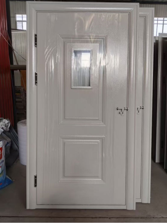 沙坡头学校教室门