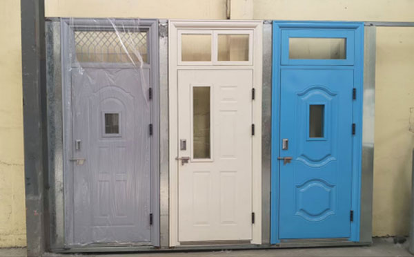 沙坡头学校教室门