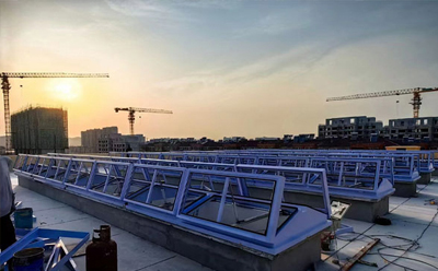 消防沙坡头排烟窗开启角度