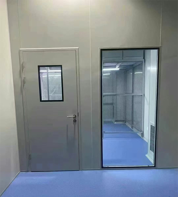 学校教学楼完成沙坡头防火门标准化安装